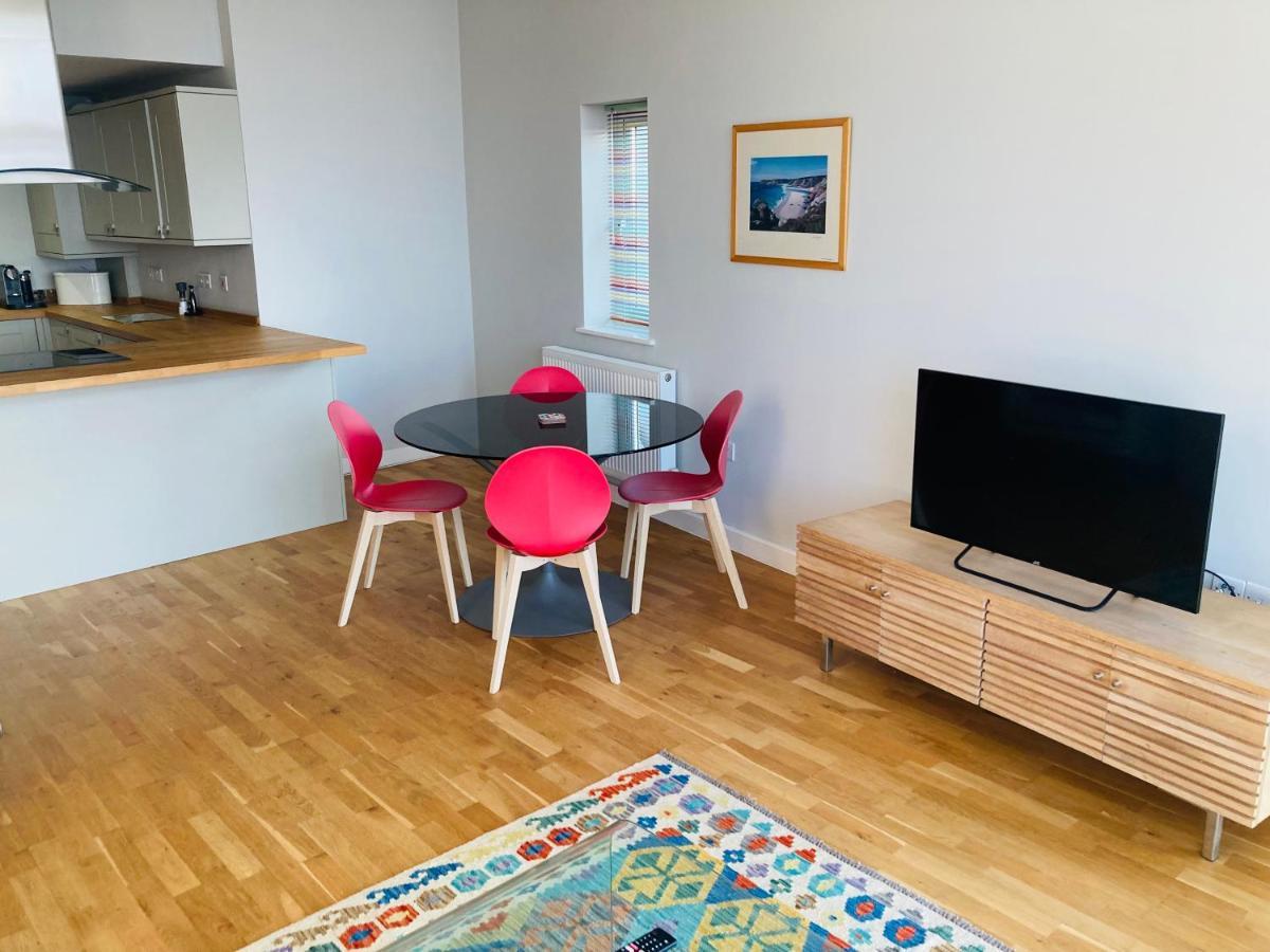 Ocean Views Apartment